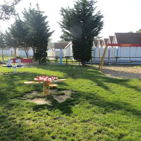 Campsite Paradis Les Galets De La Molliere